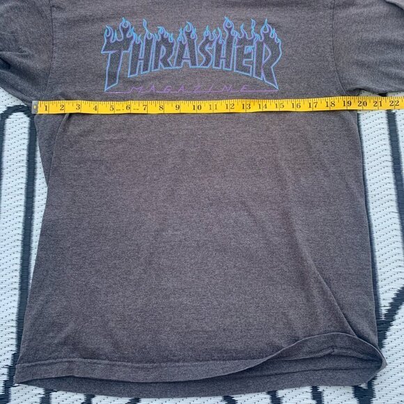 Thrasher Magazine Graphic Logo T-Shirt - Picture 5 of 6
